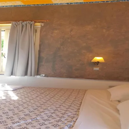 Affittacamere In - Spacious In Creta For 3 People, With Ac, Swimming Pool And Nature
